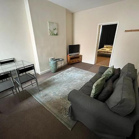 Flat 1, 67 Colwick Road Ng2 4Al Apartment Nottingham Bagian luar foto
